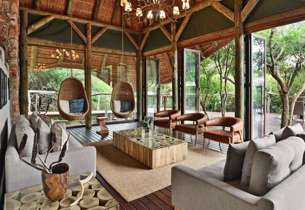 luxury lounge at shamwari bayethe tented lodge