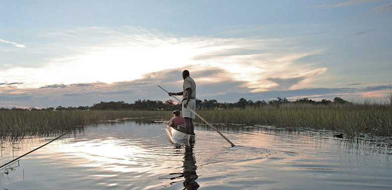 okavango delta mokoro