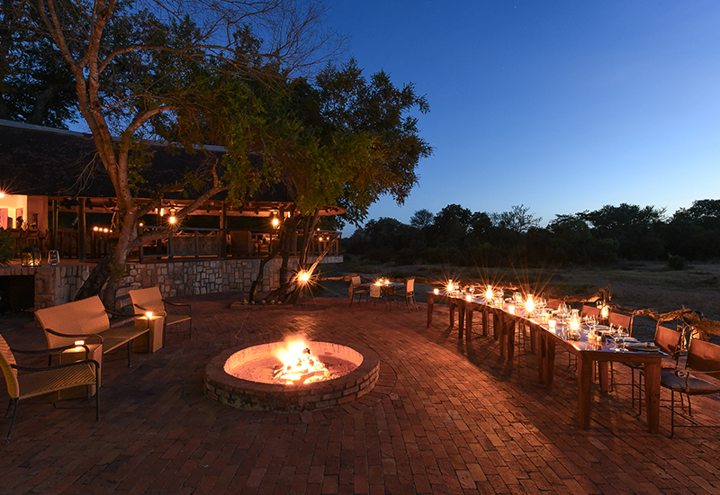 Outdoor boma at Shumbalala Game Lodge