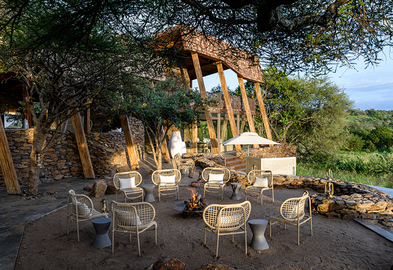 Campfire Singita Faru Faru Lodge