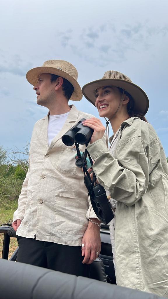 Our guests from California had an incredible stay at Lion Sands Tinga Lodge in the Hinkwenu Residence. Within an hour of landing, they were already on a game drive, spotting a leopard with a kill in a tree