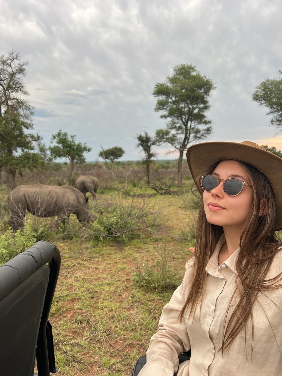 Our guests from California had an incredible stay at Lion Sands Tinga Lodge in the Hinkwenu Residence. Within an hour of landing, they were already on a game drive, spotting a leopard with a kill in a tree