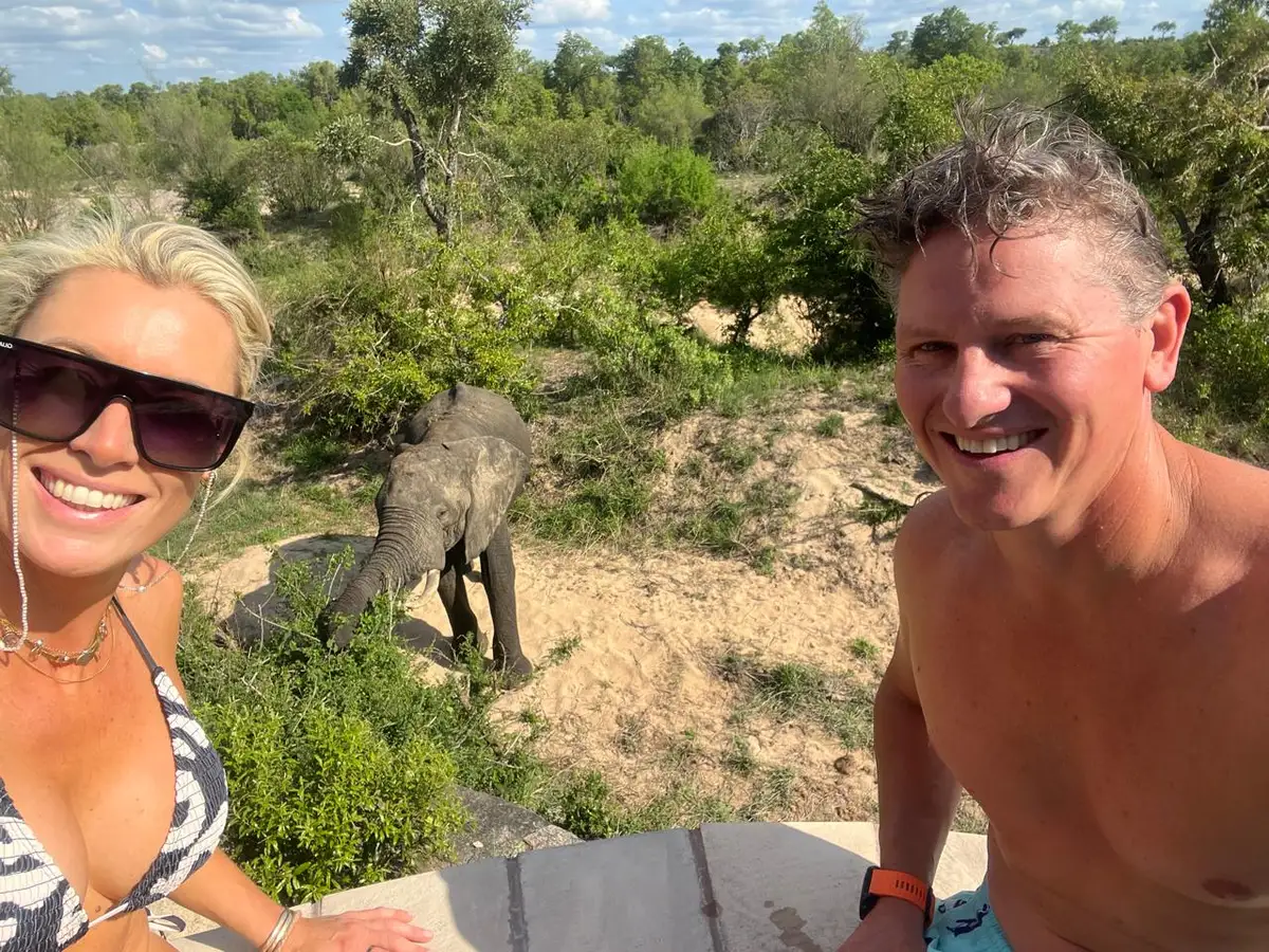  Our South African guests reveled in the top-tier luxury and opulence of the newly renovated Londolozi Founders Camp, with a magical elephant visit to their private pool, a relaxing sauna, and sightings of the Big Five.